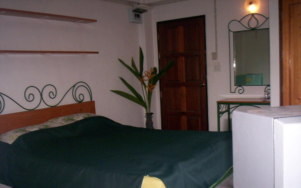 Baankhunmae Apartment Bangkok Værelse billede